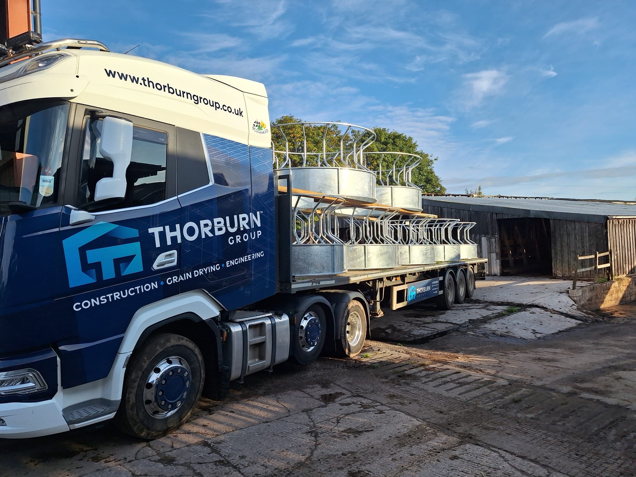 Ring feeders on lorry   graham park